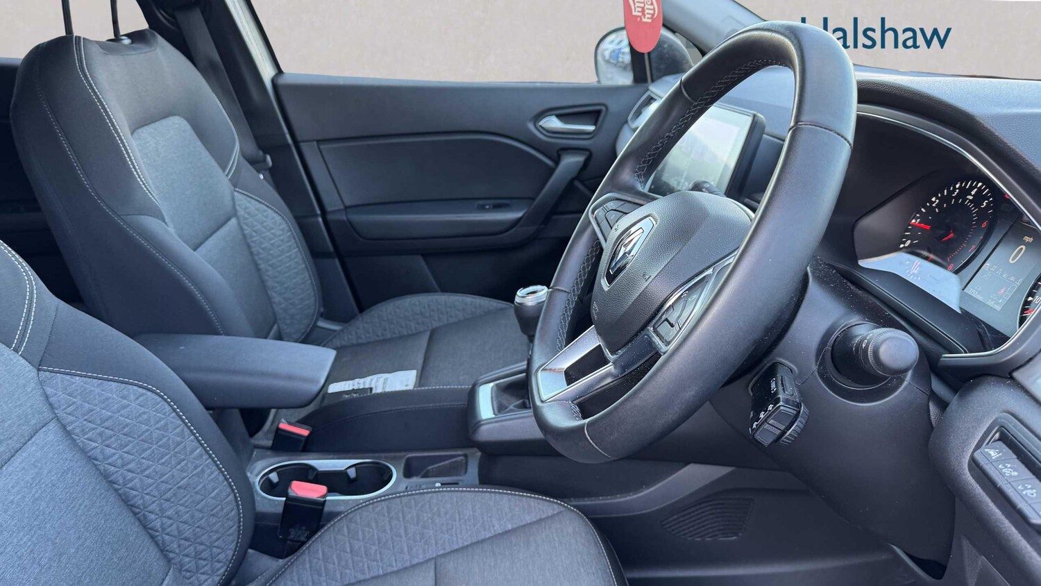 Used Renault Captur for sale - 77860790: Photo 21