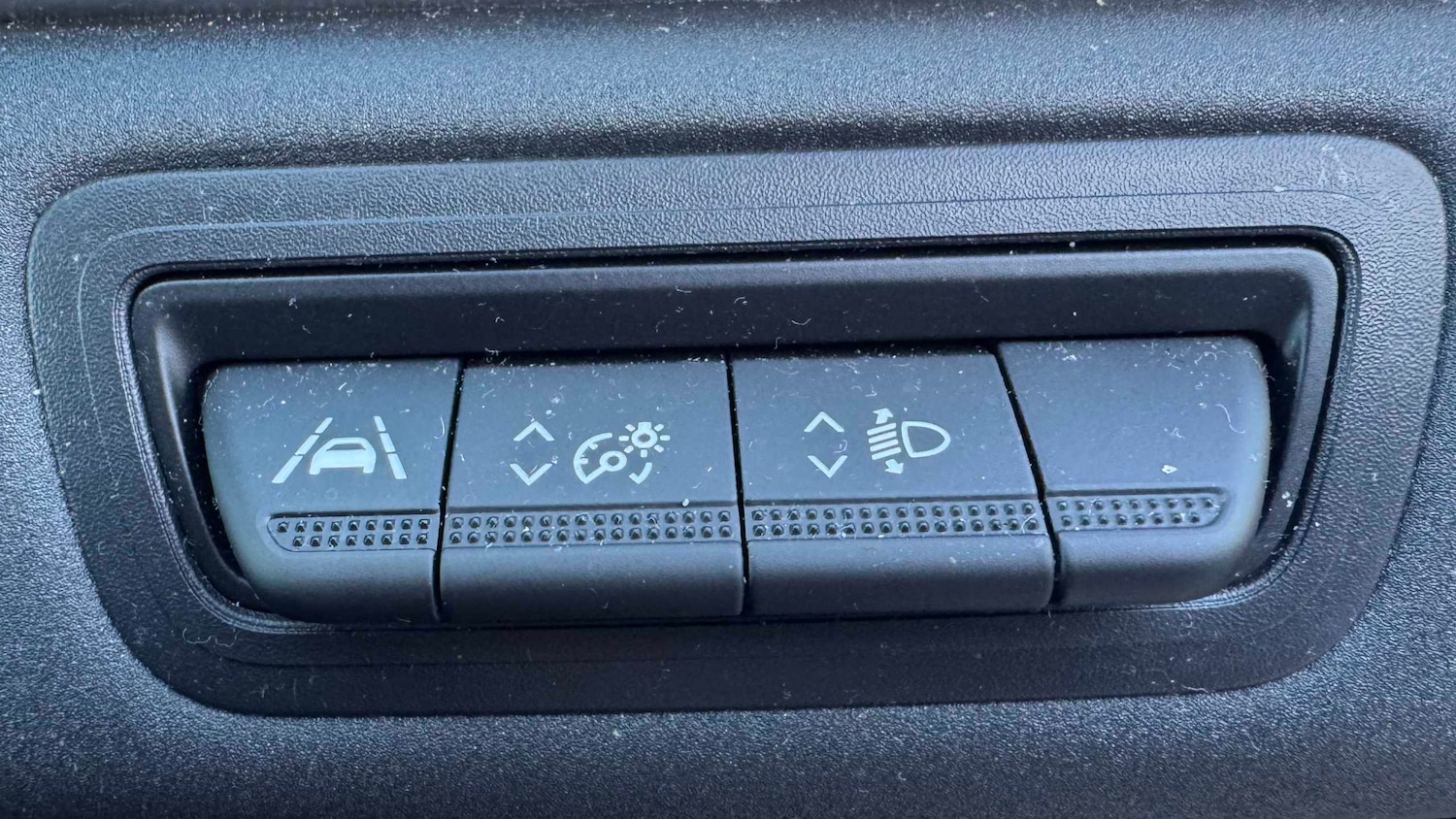 Used Renault Captur for sale - 77860790: Photo 3