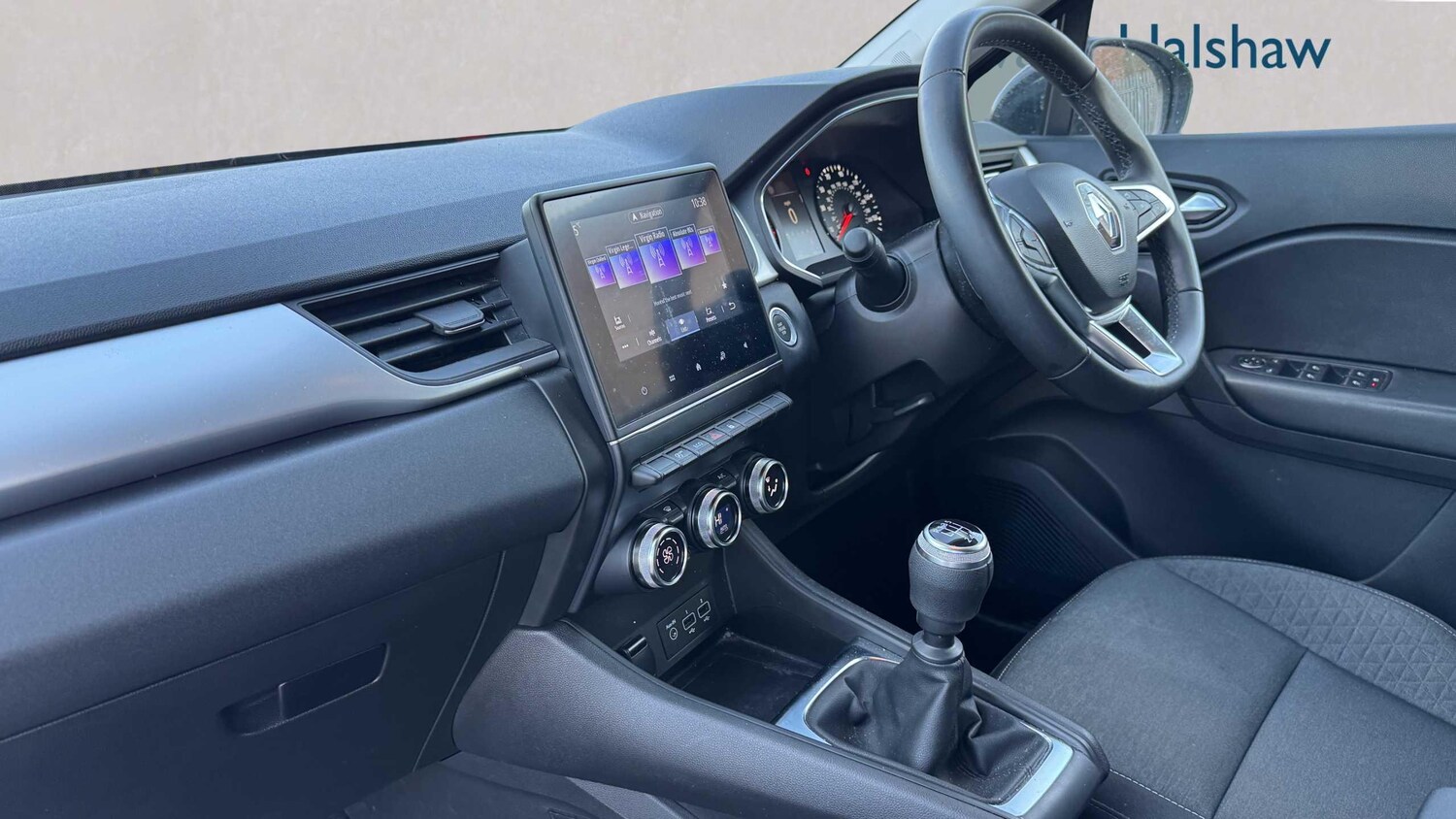 Used Renault Captur for sale - 77860790: Photo 31