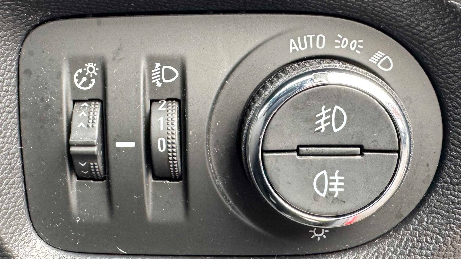 Used Vauxhall Corsa for sale - 77857728: Photo 16