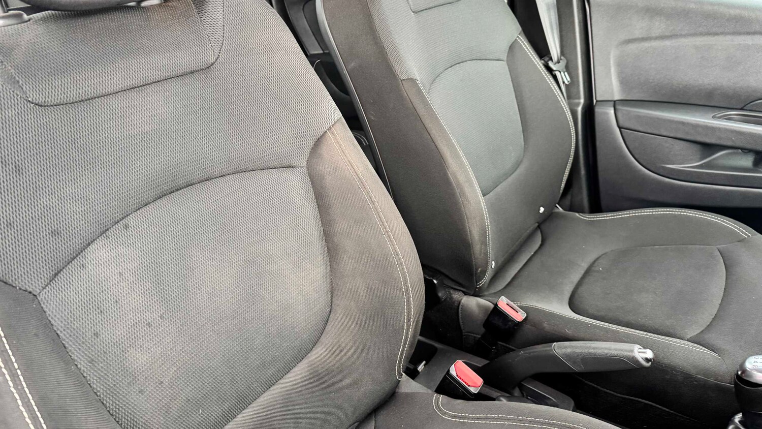 Used Renault Captur for sale - 77860955: Photo 32