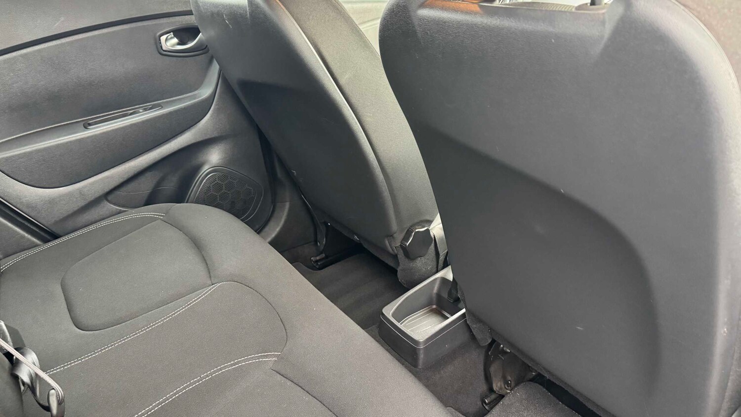 Used Renault Captur for sale - 77860955: Photo 33