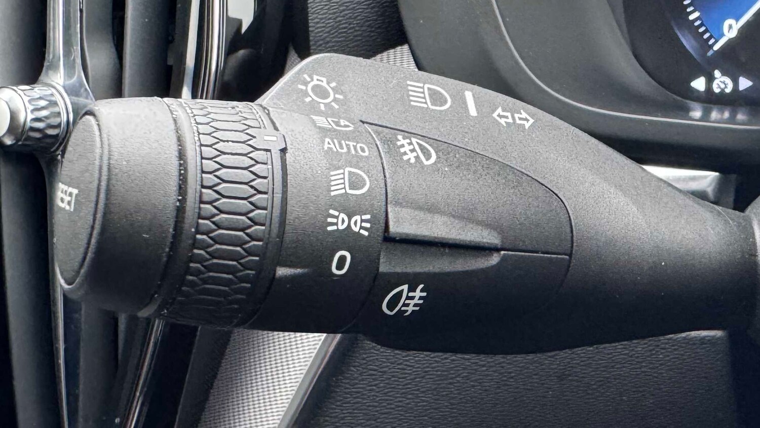 Used Volvo XC60 for sale - 77859112: Photo 21