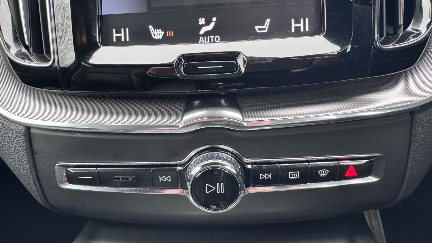 Used Volvo XC60 for sale - 77859112: Photo 29