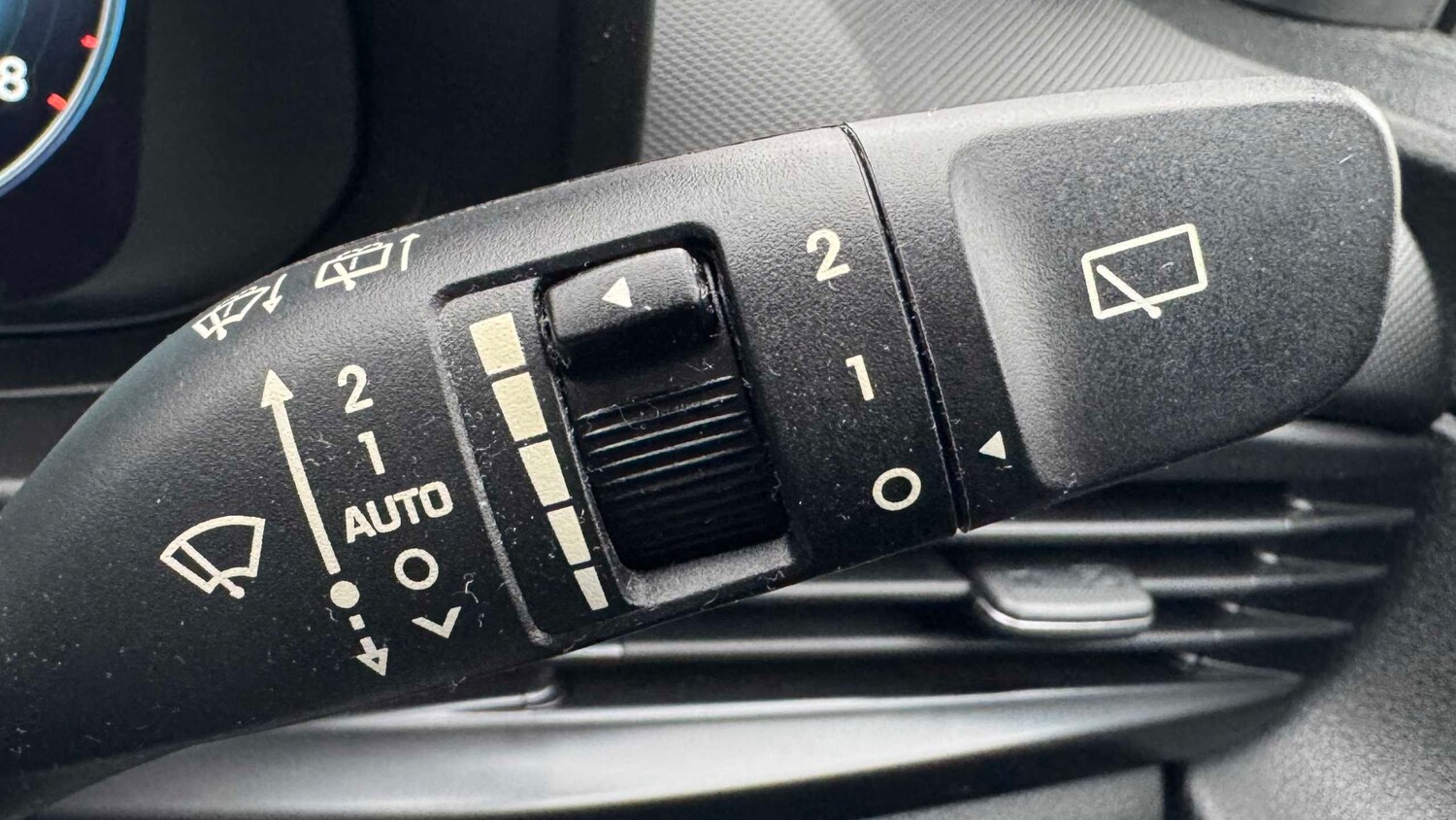 Used Hyundai i20 2020 for sale - 77972810: Photo 20