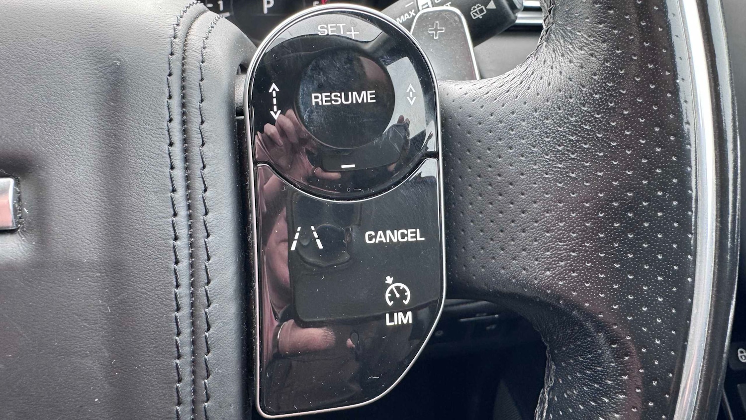 Used Land Rover Range Rover Velar 2018 for sale - 77996118: Photo 19