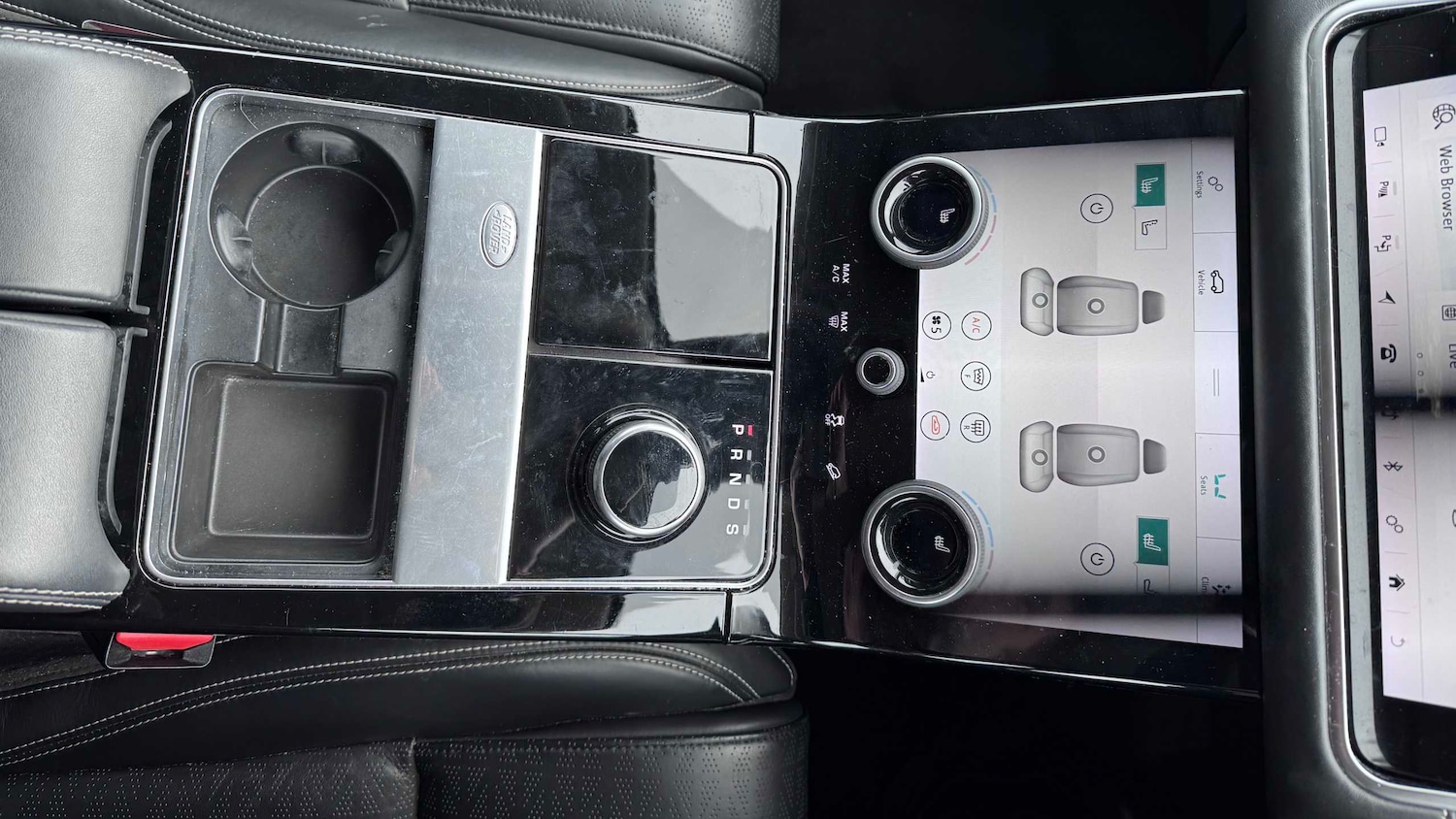 Used Land Rover Range Rover Velar 2018 for sale - 77996118: Photo 32