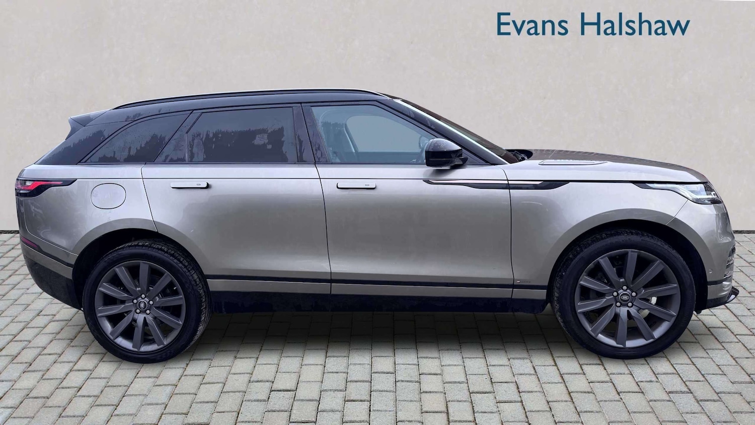 Used Land Rover Range Rover Velar 2018 for sale - 77996118: Photo 4