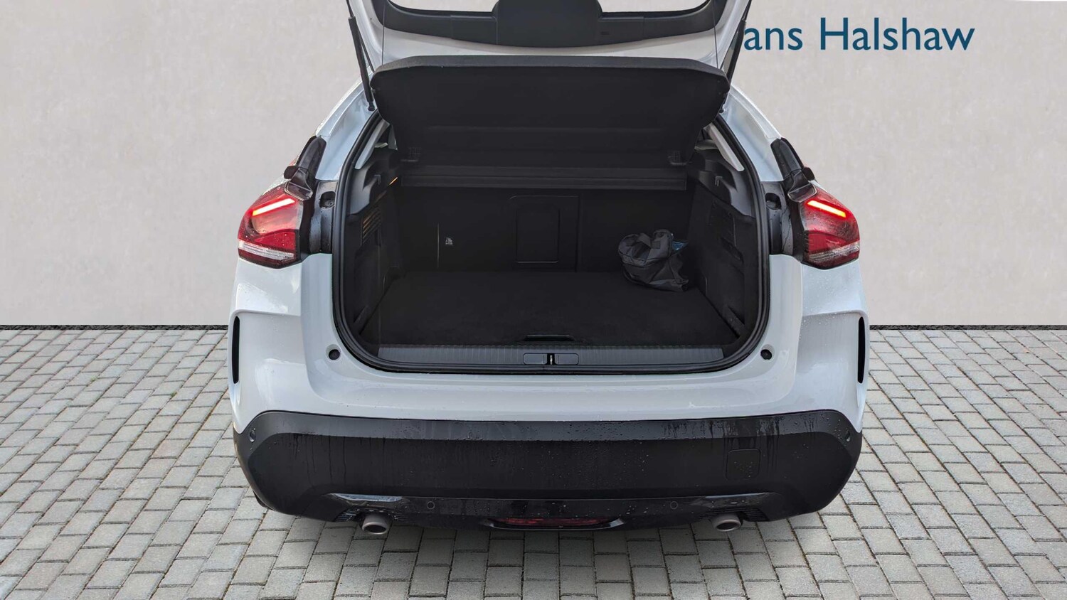 Used Citroen C4 2023 for sale - 77857128: Photo 6