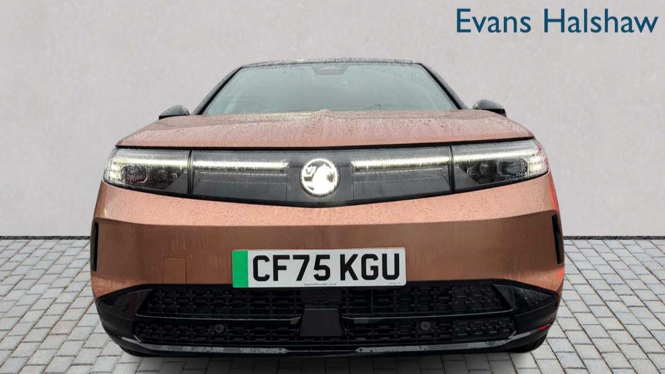 Used Vauxhall Grandland for sale - 77860755: Photo 3