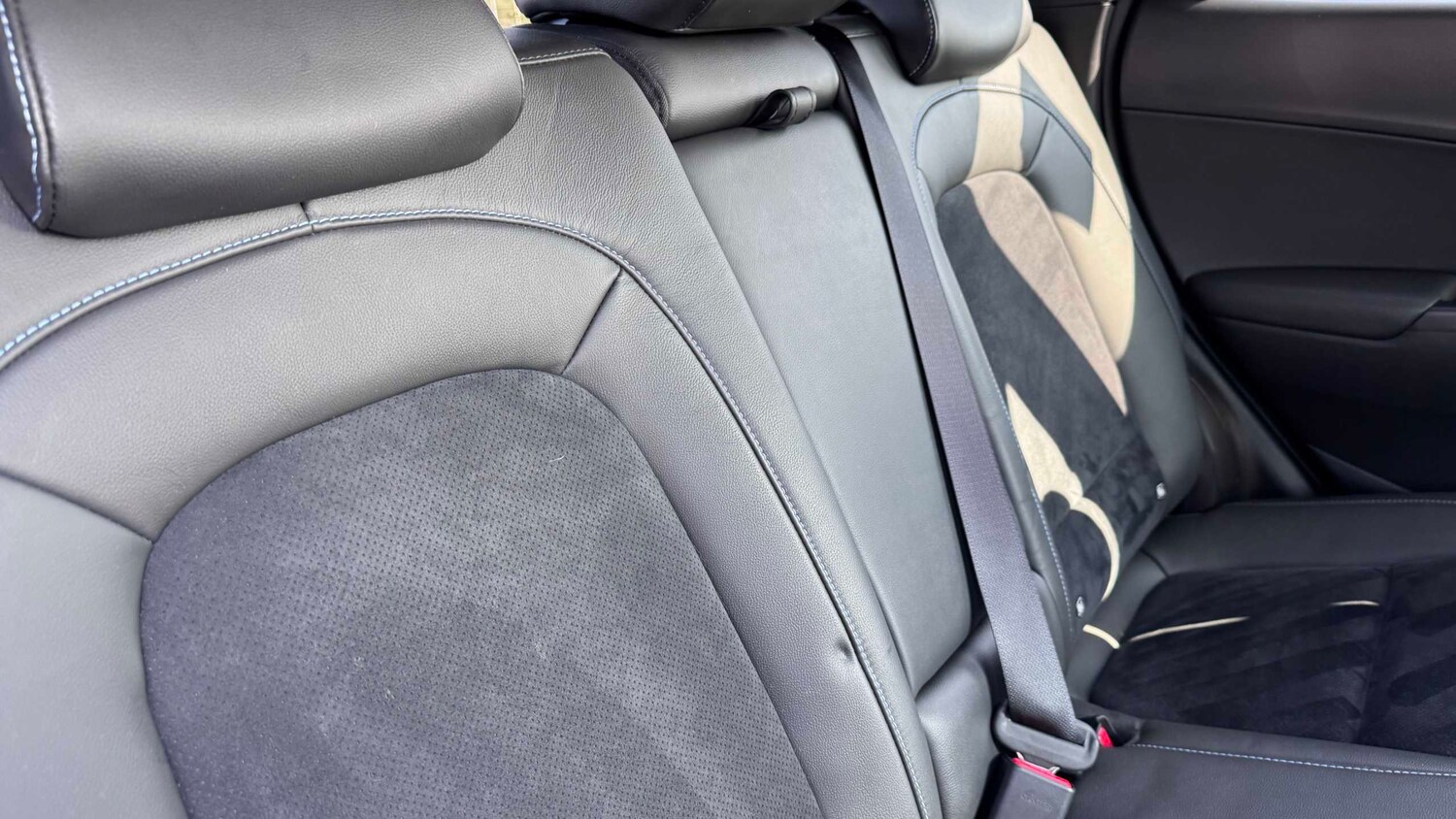 Used Hyundai KONA 2022 for sale - 77862182: Photo 34