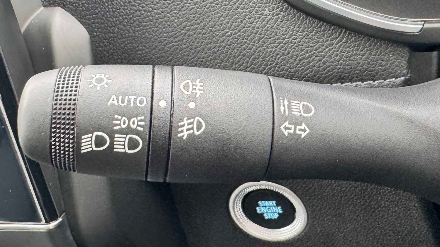 Used Renault Zoe 2023 for sale - 77857526: Photo 21