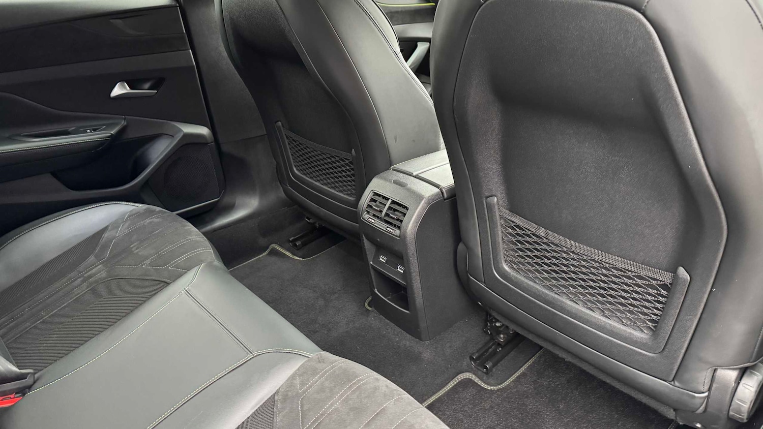 Used Peugeot 408 2023 for sale - 78037852: Photo 34