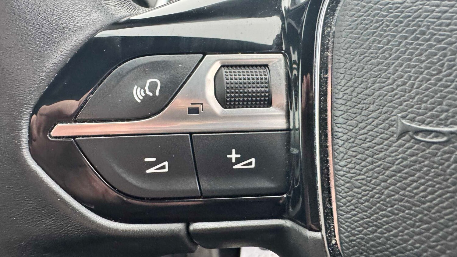 Used Peugeot 5008 2023 for sale - 78129688: Photo 17