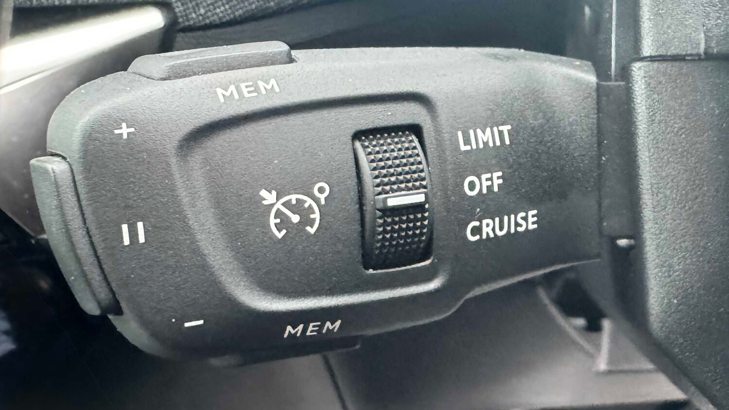 Used Peugeot 5008 2023 for sale - 78129688: Photo 21