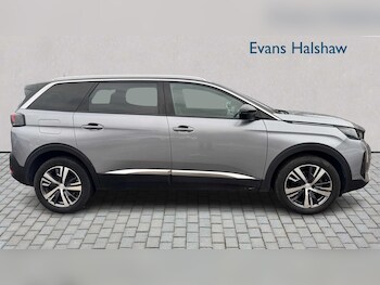 Used Peugeot 5008 2023 for sale - 78129688: Photo