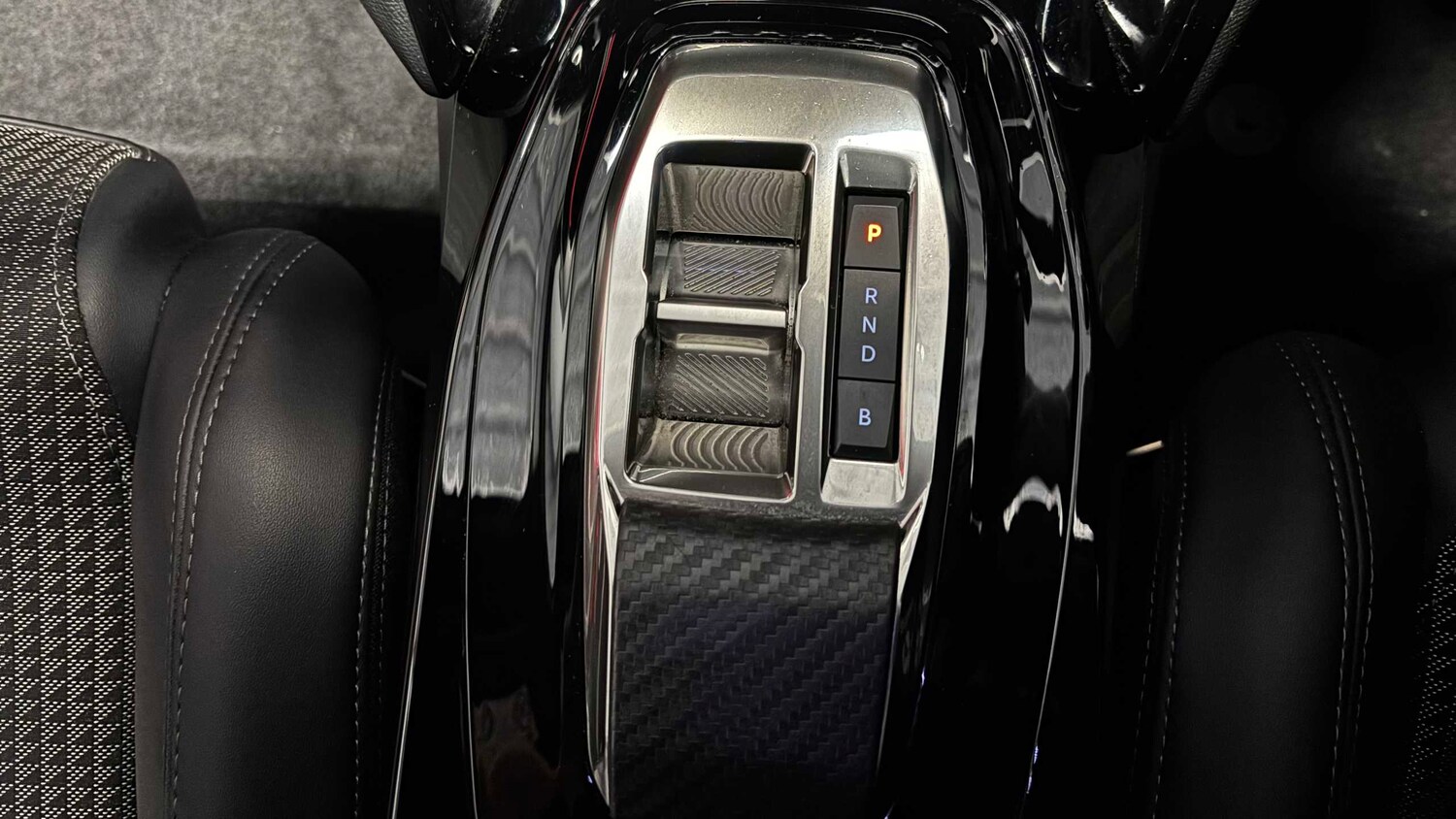 Used Peugeot 2008 for sale - 77858157: Photo 21