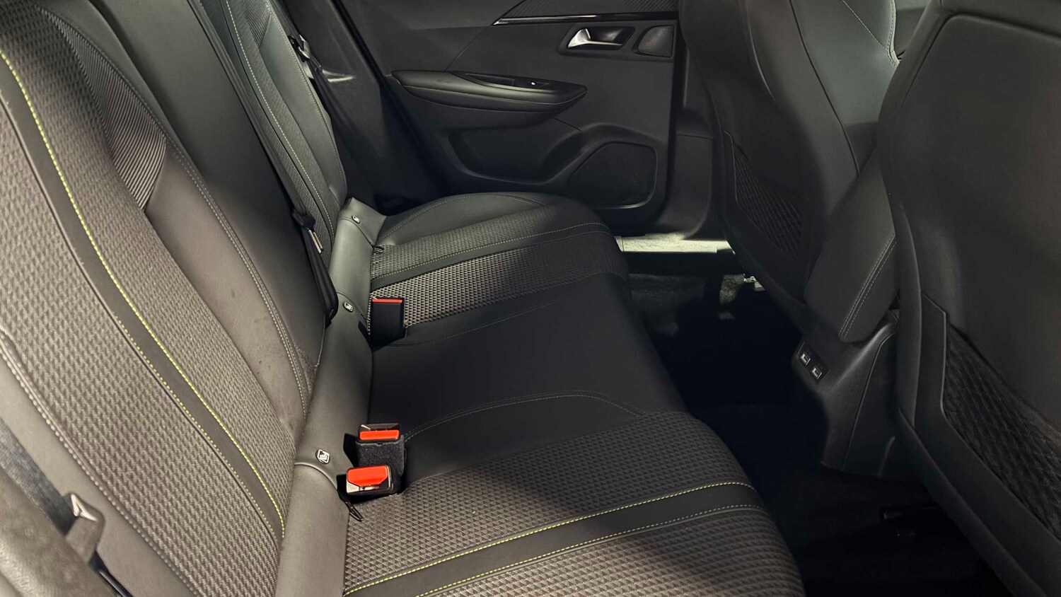 Used Peugeot 2008 for sale - 77858157: Photo 23