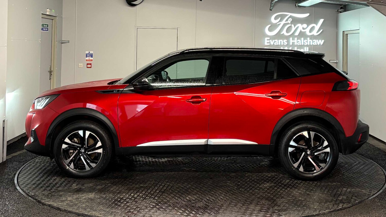 Used Peugeot 2008 for sale - 77858157: Photo 8