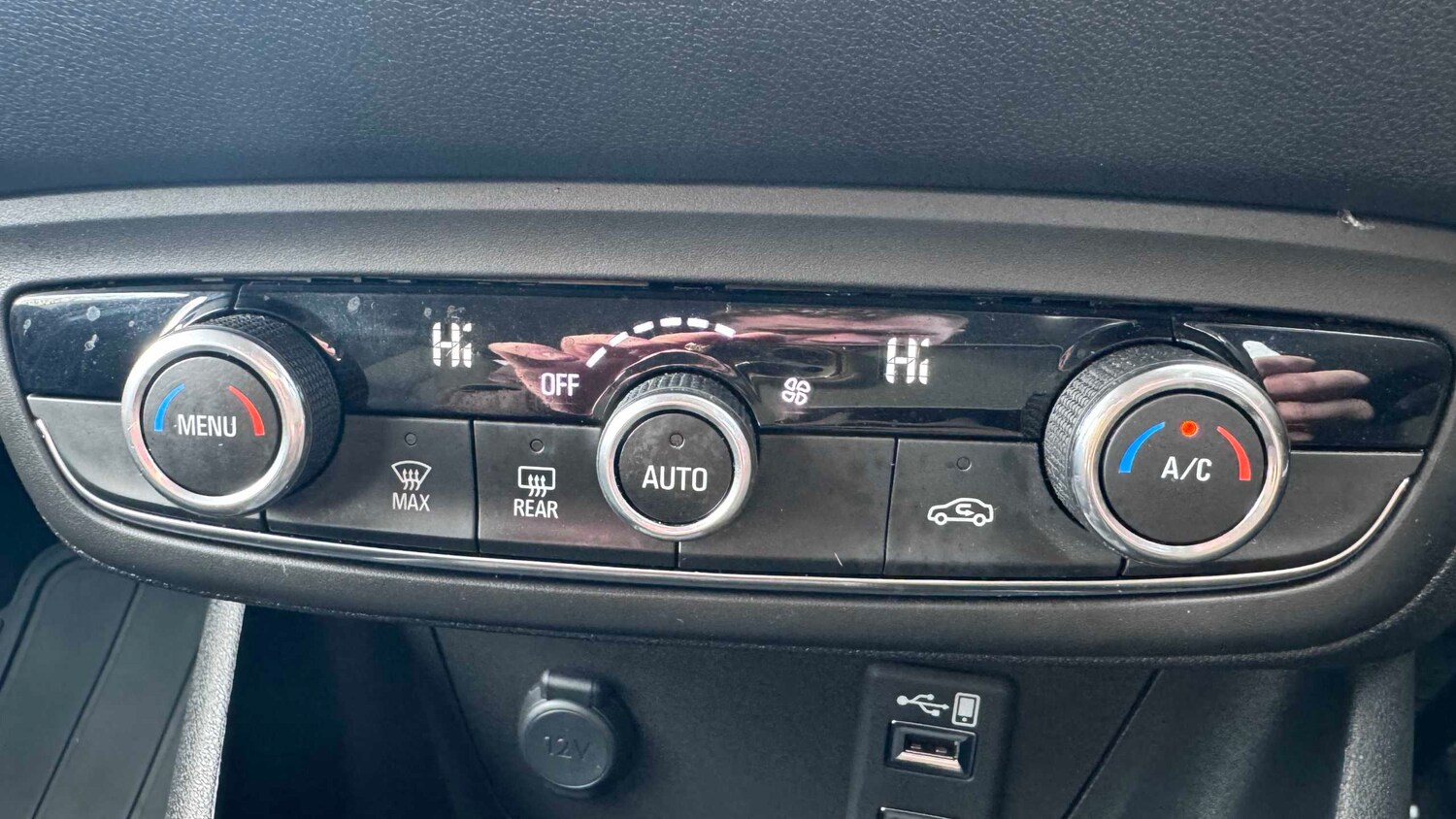 Used Vauxhall Crossland X 2019 for sale - 77857759: Photo 28