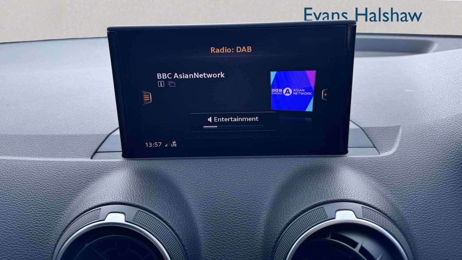 Used Audi Q2 2017 for sale - 78037899: Photo 25