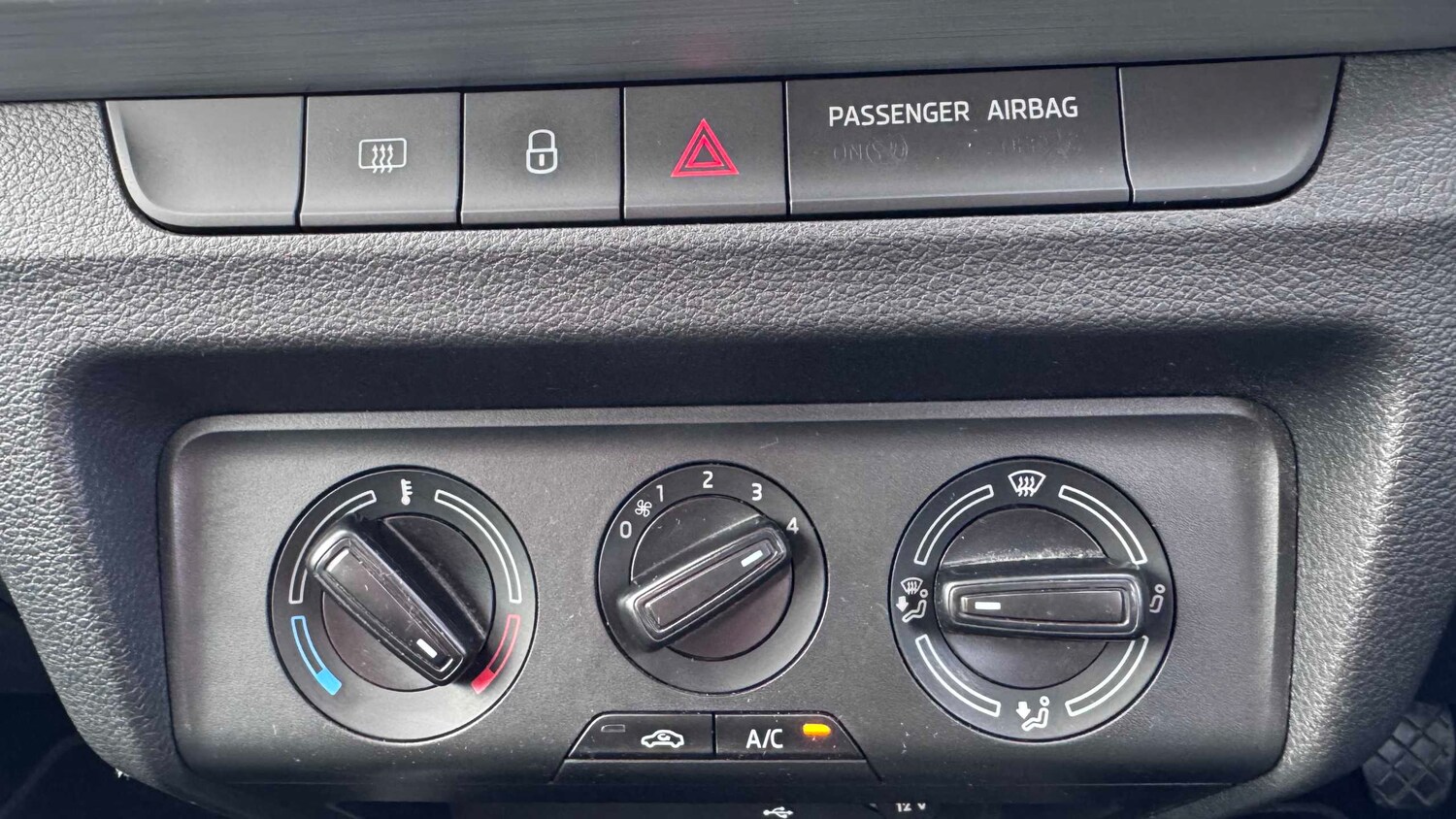 Used Skoda Fabia for sale - 77861177: Photo 31