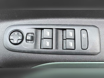 Used Citroen Berlingo 2024 for sale - 78221268: Photo