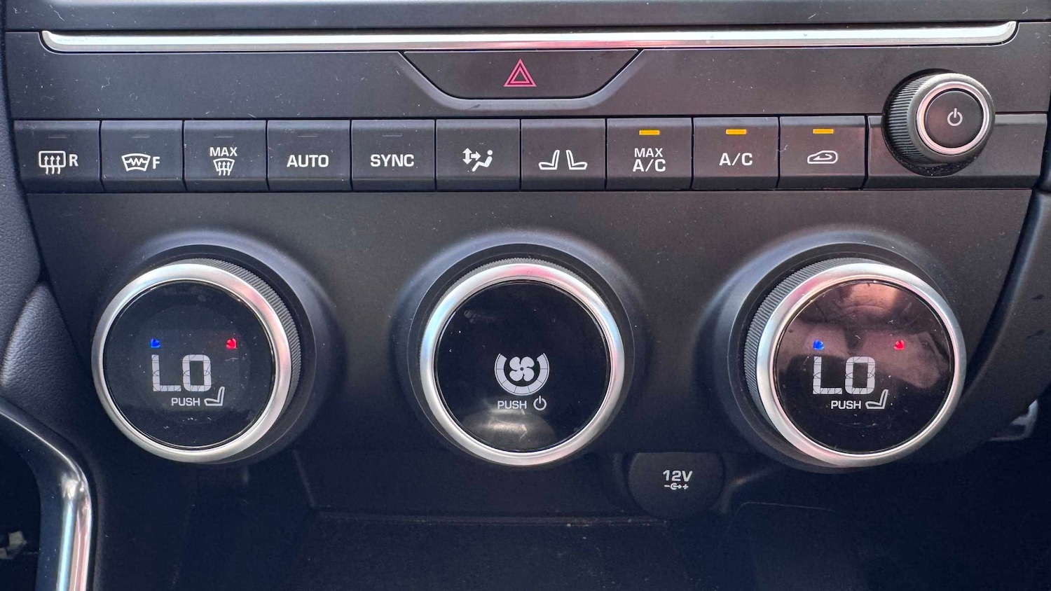 Used Jaguar E-Pace 2018 for sale - 78173767: Photo 30