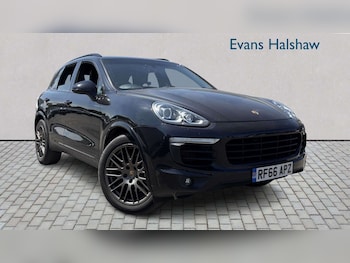 Used Porsche Cayenne 2016 for sale - 79227602: Photo