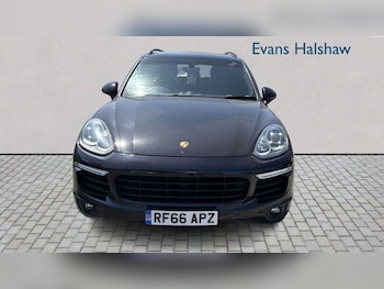 Used Porsche Cayenne 2016 for sale - 79227602: Photo