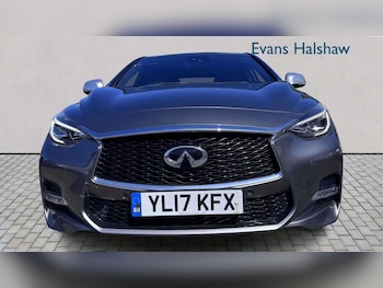 Used Infiniti Q30 2017 for sale - 79351652: Photo