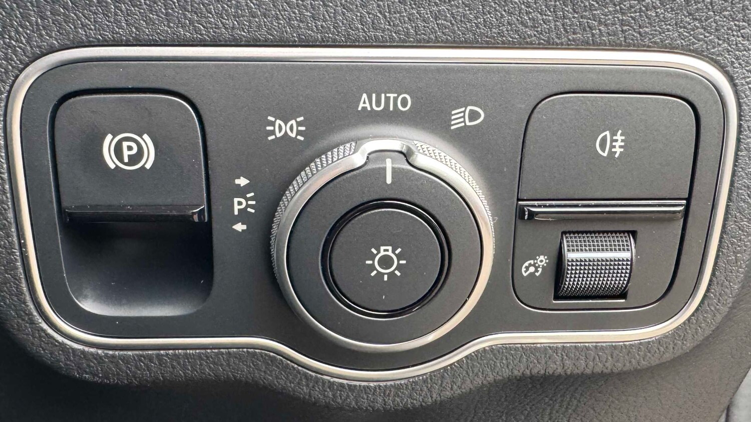 Used Mercedes-Benz GLA 2025 for sale - 77861838: Photo 17