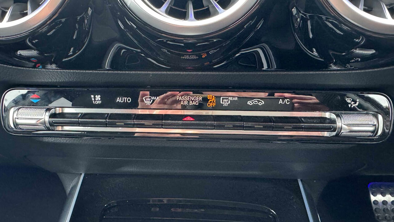 Used Mercedes-Benz GLA 2025 for sale - 77861838: Photo 28