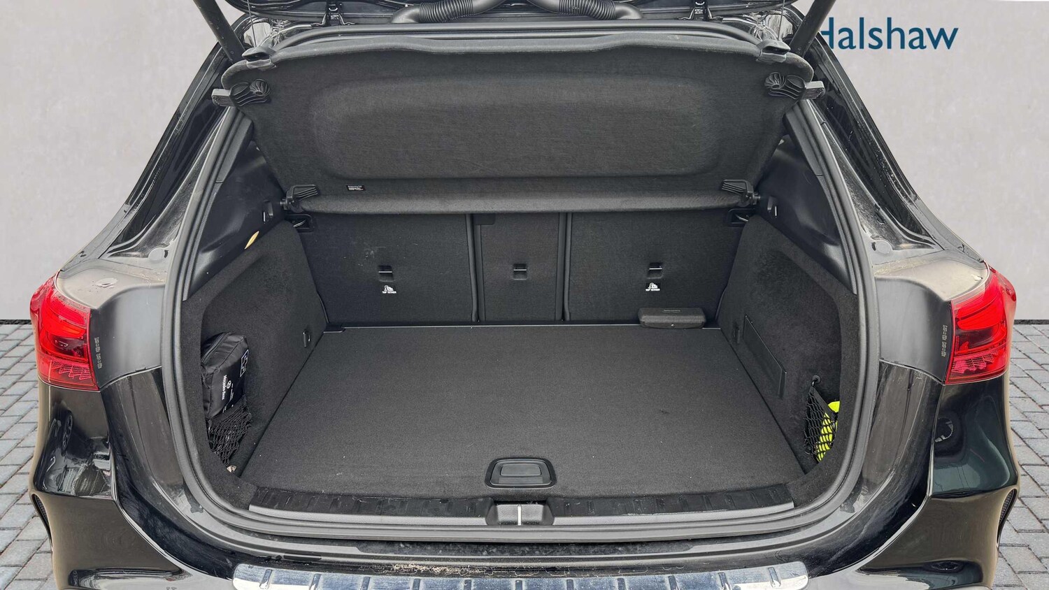 Used Mercedes-Benz GLA 2025 for sale - 77861838: Photo 35