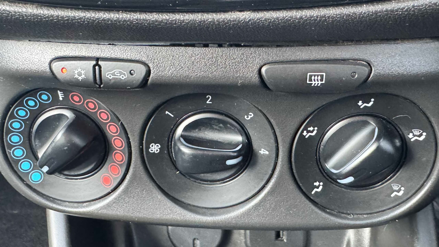 Used Vauxhall Corsa 2018 for sale - 78052163: Photo 27