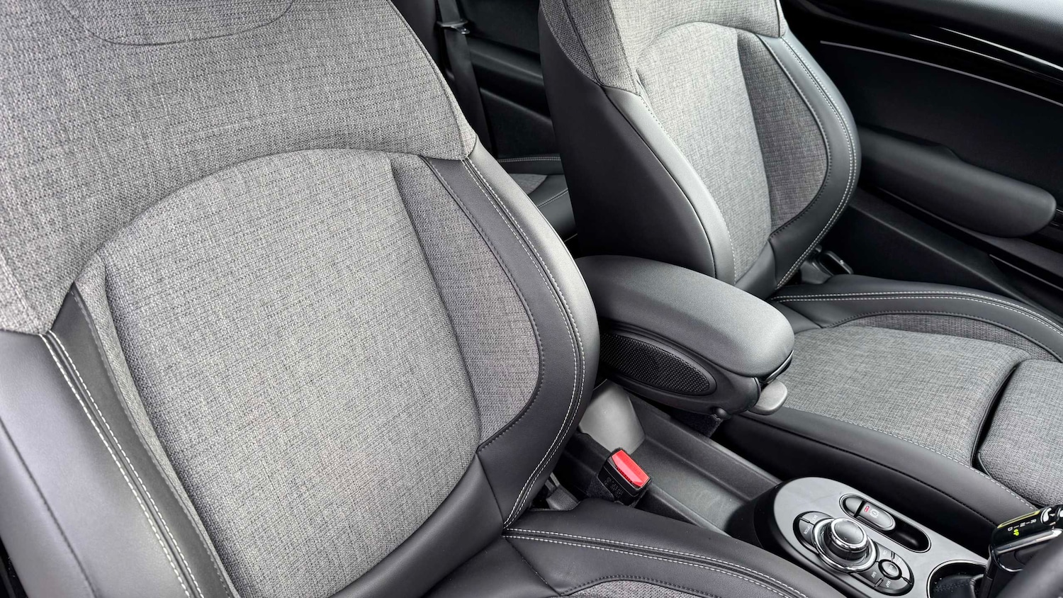 Used MINI Hatch 2022 for sale - 77983310: Photo 32