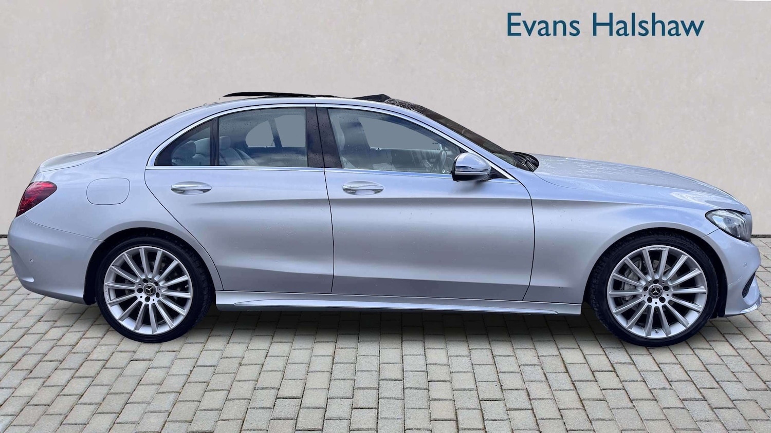 Used Mercedes-Benz C Class 2018 for sale - 78077025: Photo 4