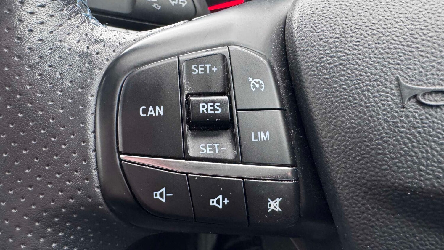 Used Ford Fiesta 2018 for sale - 77856971: Photo 18