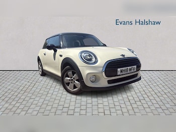 Used MINI Hatch 2018 for sale - 79161138: Photo