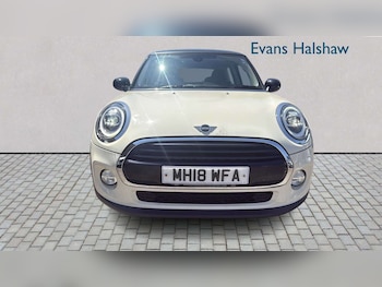 Used MINI Hatch 2018 for sale - 79161138: Photo