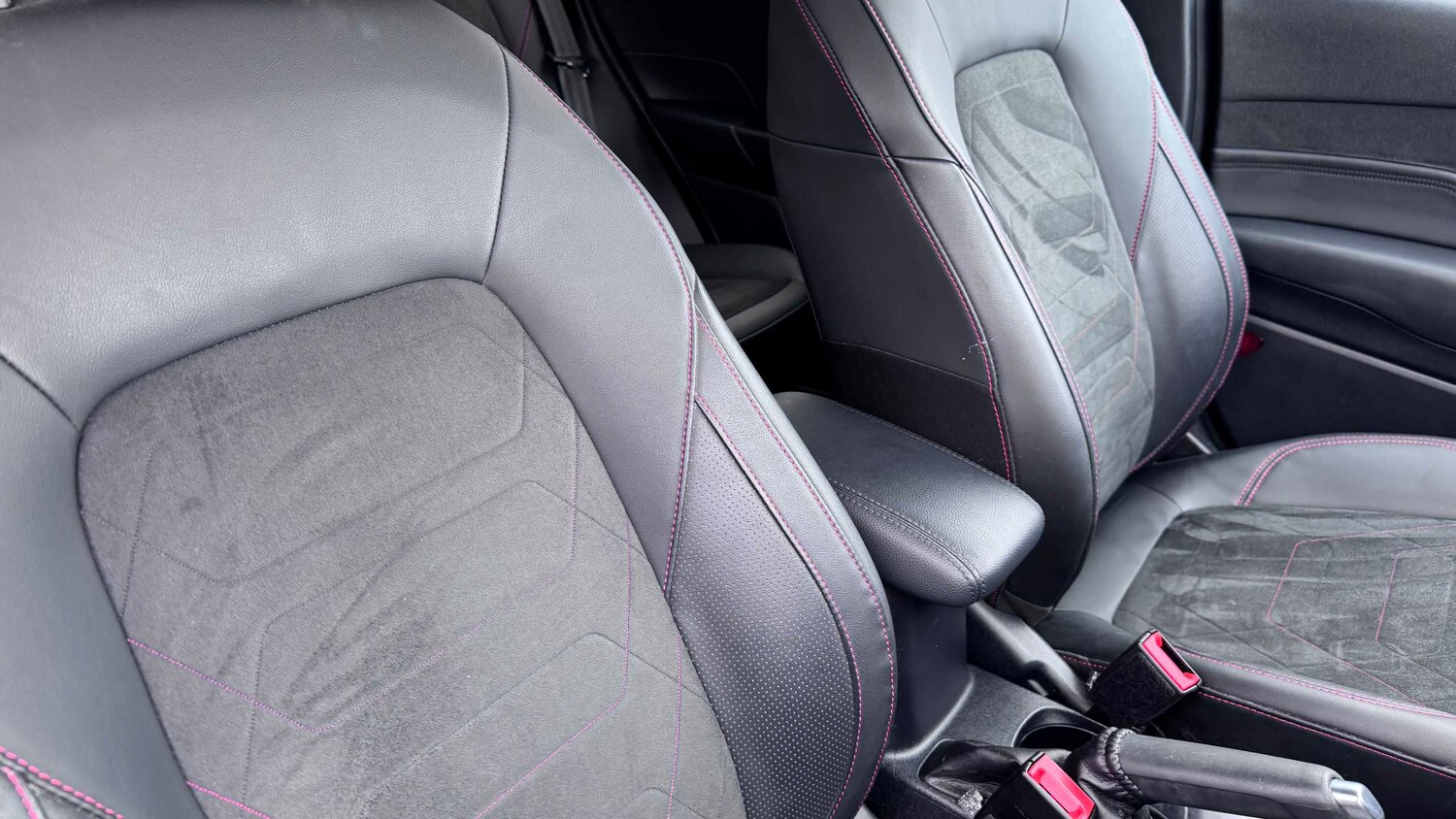 Used Ford Fiesta for sale - 77861624: Photo 31