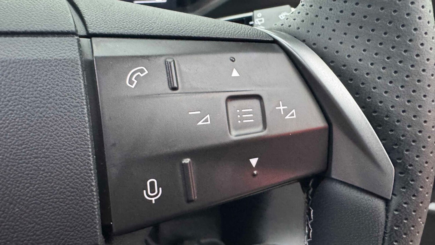 Used Vauxhall Grandland for sale - 77862533: Photo 19