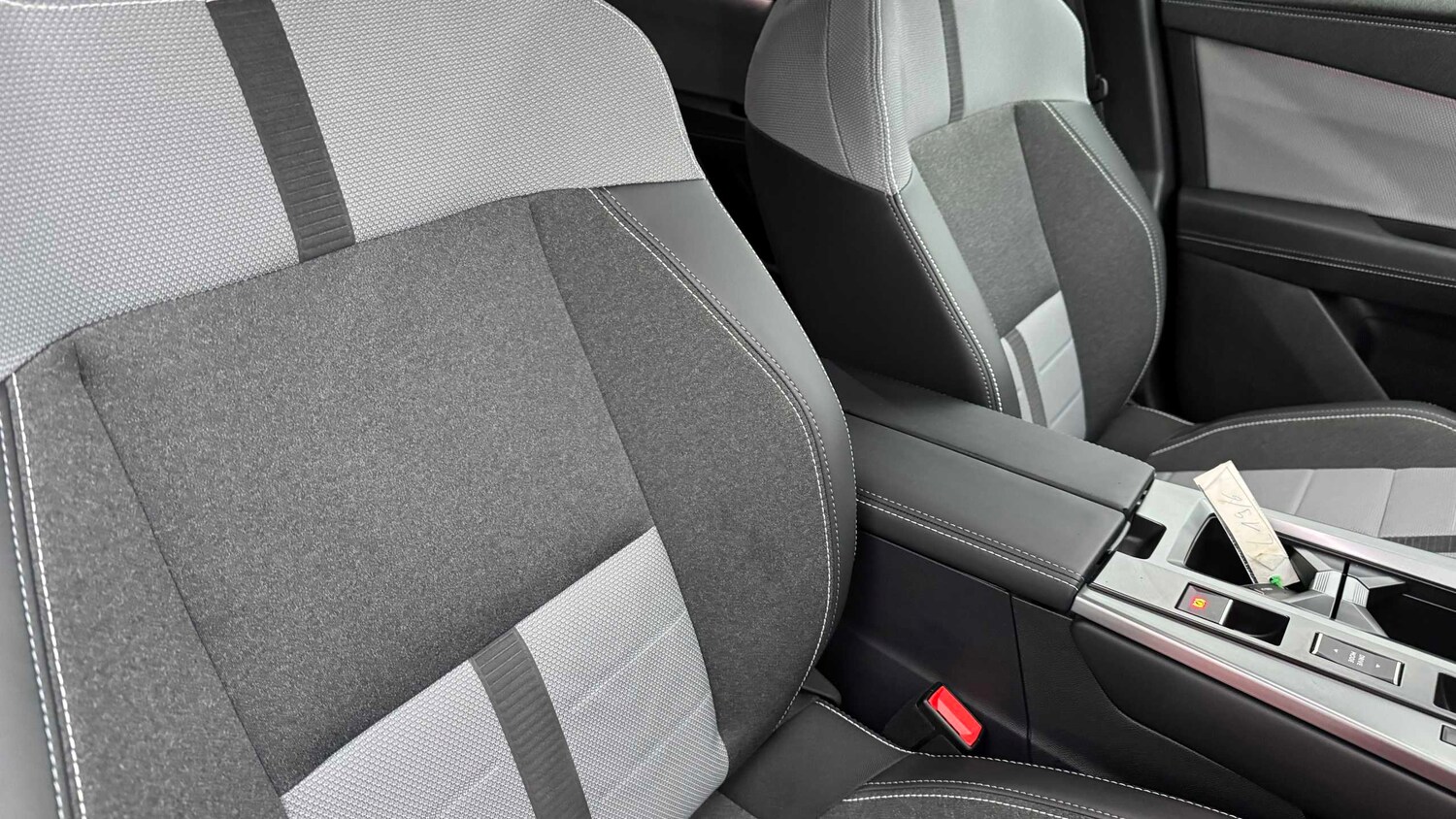 Used Vauxhall Grandland for sale - 77862533: Photo 32