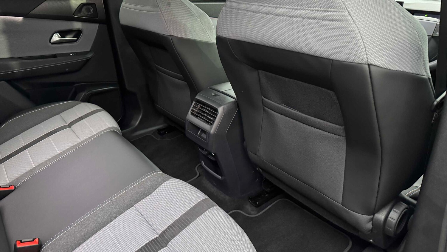 Used Vauxhall Grandland for sale - 77862533: Photo 33