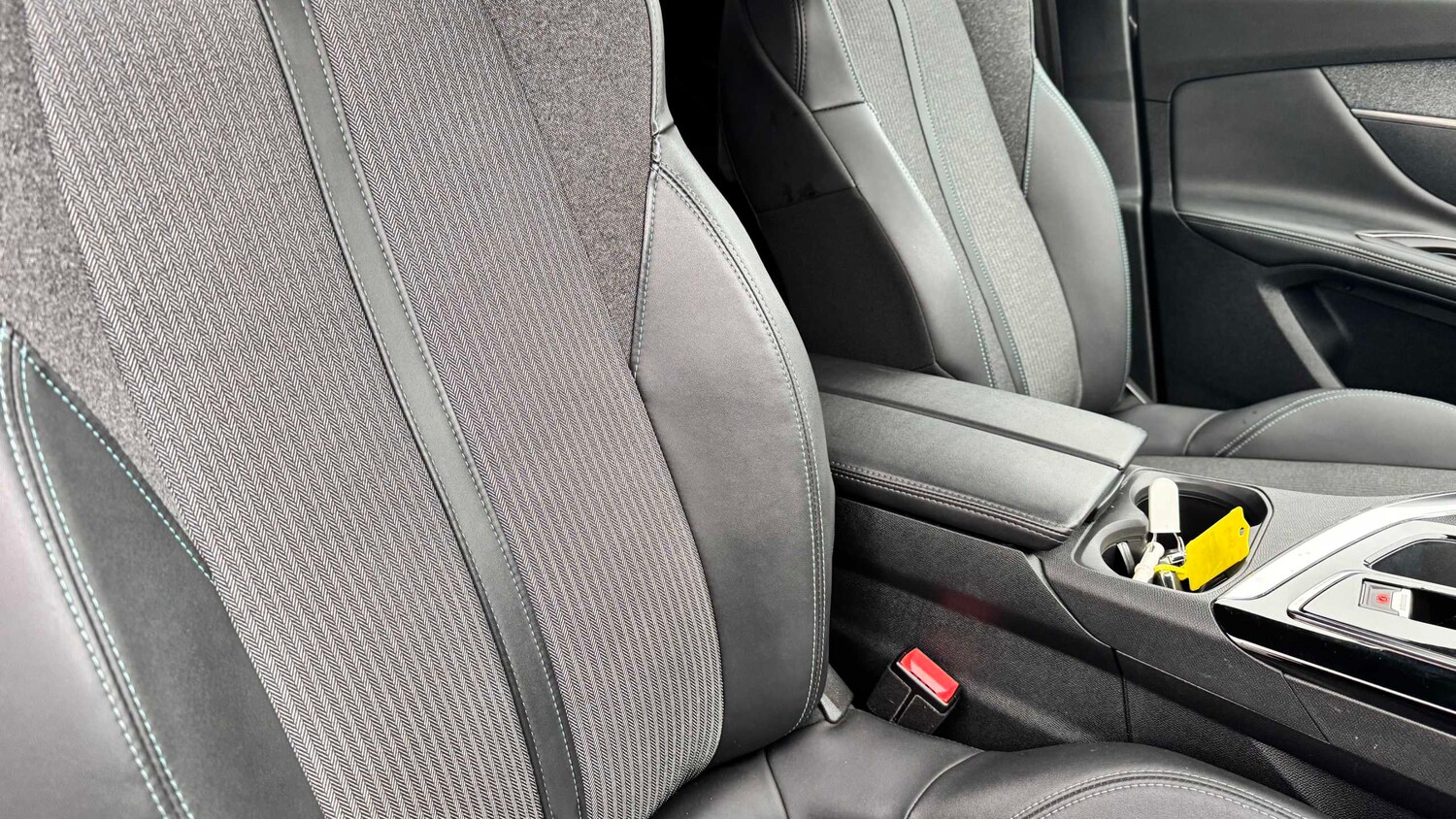 Used Peugeot 5008 for sale - 77861375: Photo 34