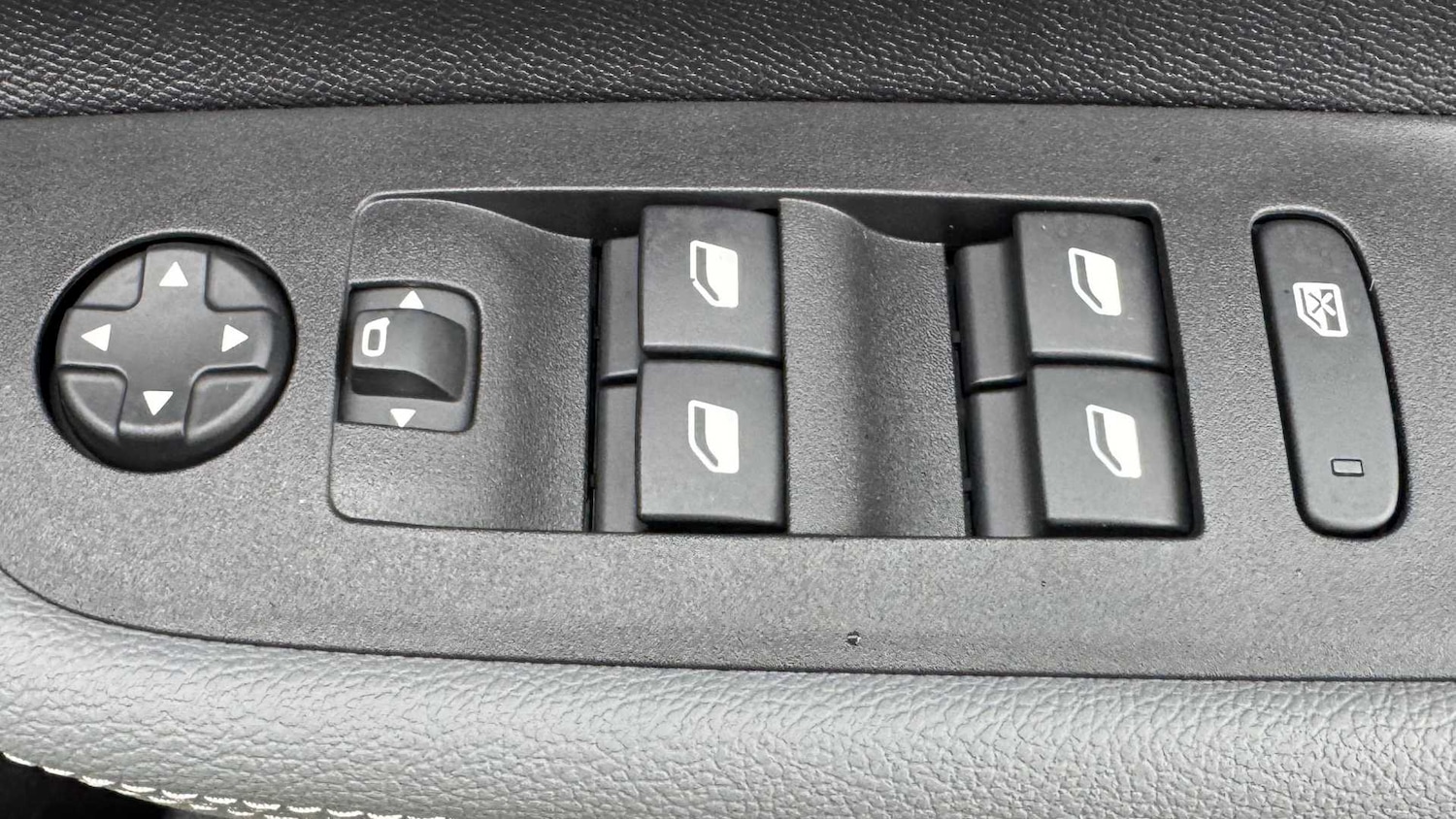 Used Vauxhall Mokka 2025 for sale - 77862333: Photo 14