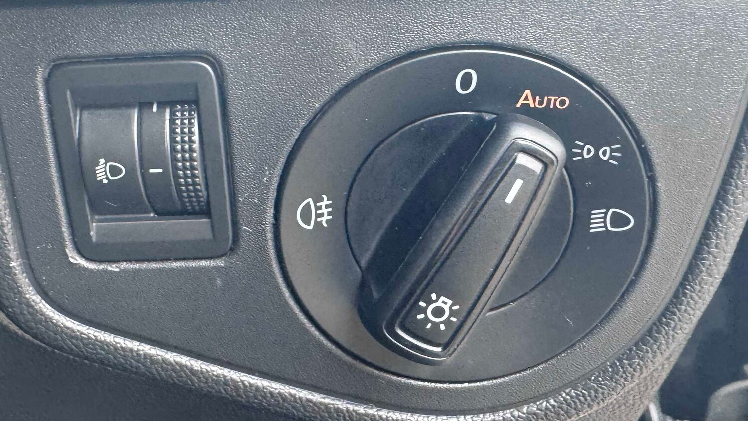 Used Volkswagen Polo for sale - 77862340: Photo 16