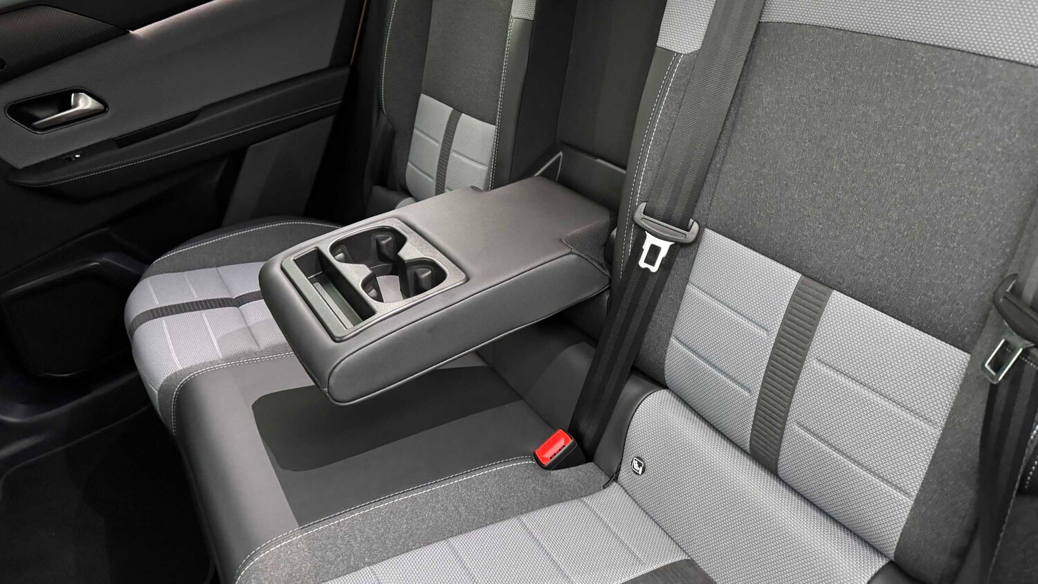 Used Vauxhall Grandland for sale - 77859164: Photo 35