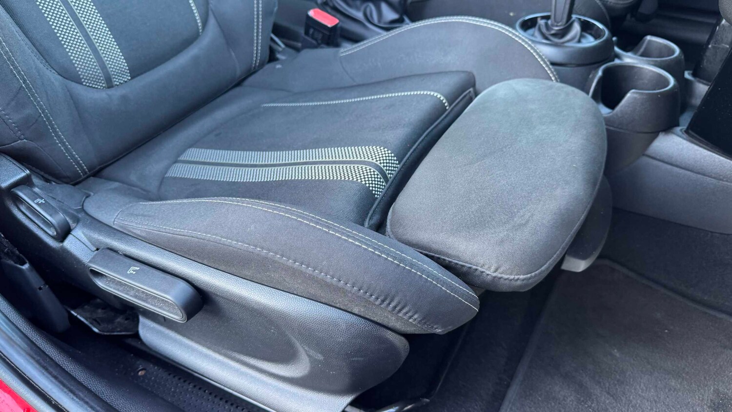 Used MINI Hatch 2019 for sale - 77860418: Photo 15