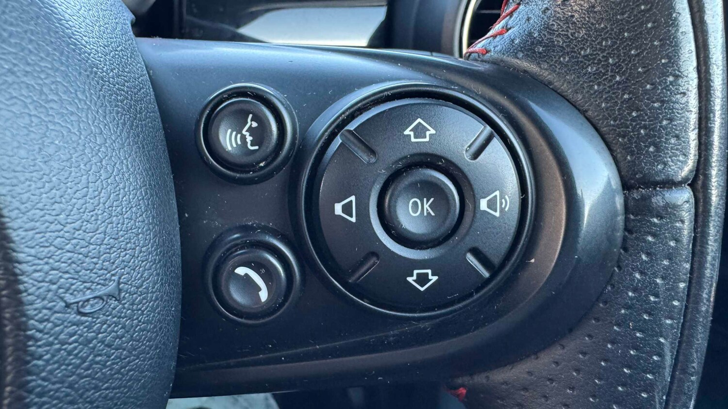 Used MINI Hatch 2019 for sale - 77860418: Photo 19